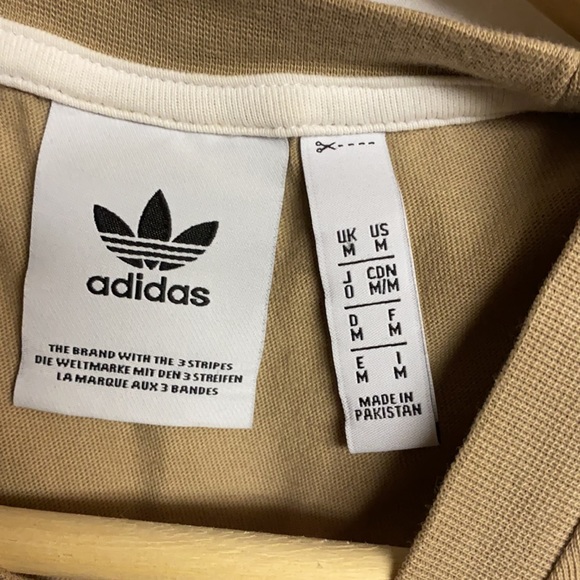 Adidas T-shirt - Picture 2 of 2